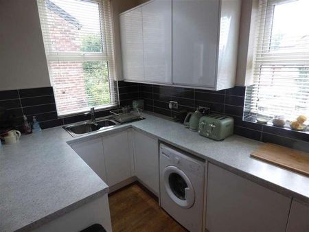 Clyde Road, West Didsbury, Manchester, M20 - Photo 3