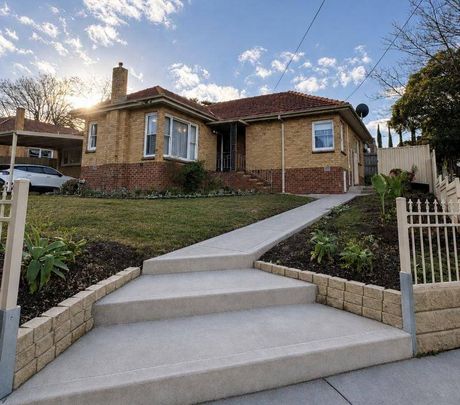 4 bedroom home in quiet Balwyn location - Photo 1