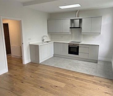 1 Bedroom Apartment To Let - Photo 5