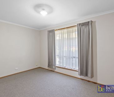 Neat & Convenient Living in Golden Square - Photo 5