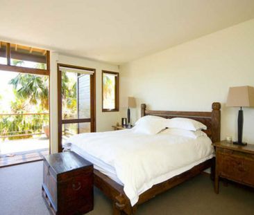 WATERFRONT BALINESE-STYLE OASIS - 8 MONTH LEASE! - Photo 6