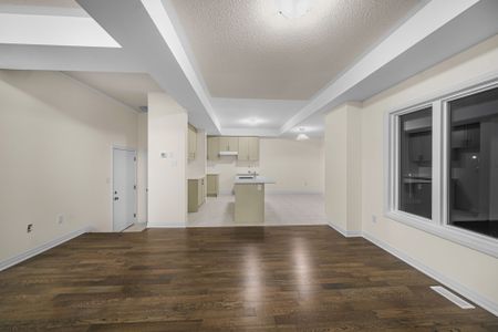 For Lease - 63 Royal Oak Crescent, Loyalist, Ontario - Photo 4