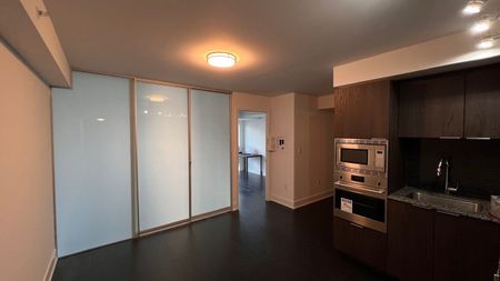 For Lease - 955 Bay Street Unit# 1620, Toronto, Ontario - Photo 3