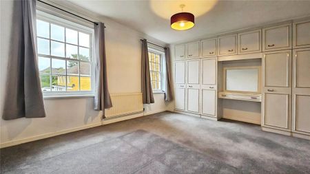4 bedroom terraced house to rent - Photo 4