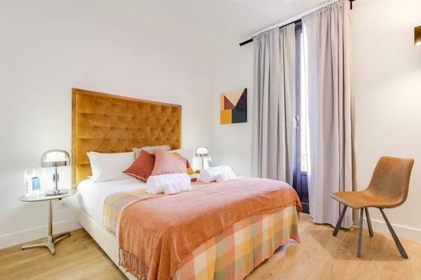 Carrer de Sepúlveda, Barcelona, Catalonia 08015 - Photo 1