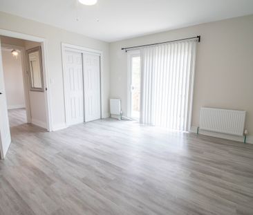 3 Bed, 2 Bath Unit in Port Colborne!! - Photo 2