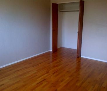 Jubilee Area: Large 1 bedroom, 720 sq.ft. 2nd floor - Photo 1