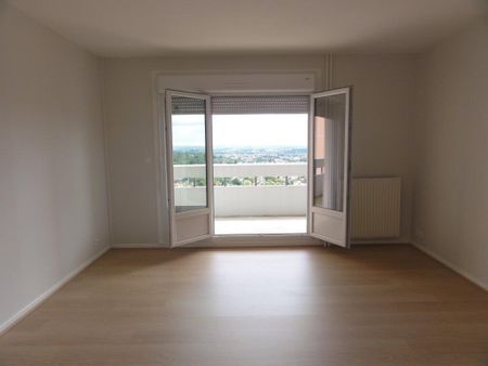 Location Appartement 3 pièces 68m² LE CREUSOT 71200 - Photo 4