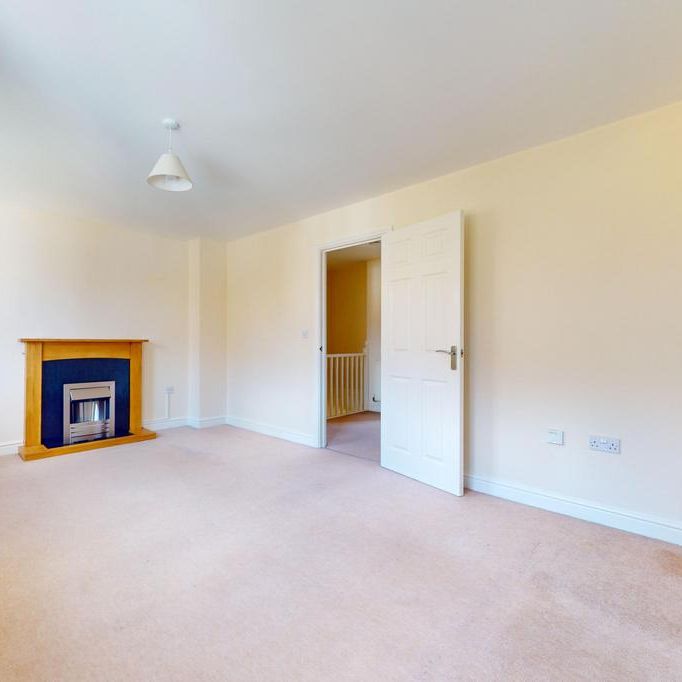 3 bedroom end of terrace house to rent - Photo 1