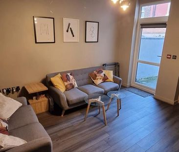 1 bedroom in a house share to rent - Photo 1