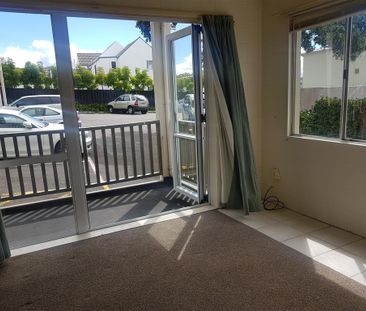 Property Management72 Kitchener Road, Milford - Apartment for Rent - Photo 2