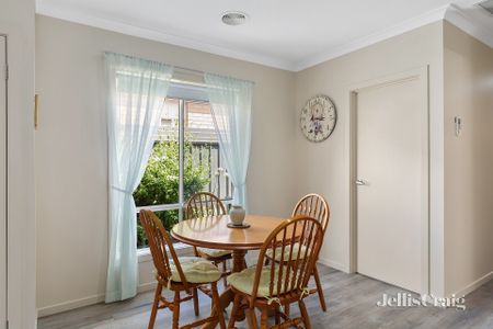 16 Hodgson Rise, Mernda - Photo 3