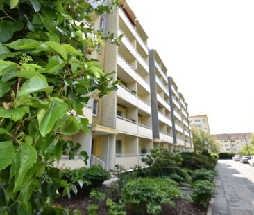 *Gemütliche 2-Raum-Wohnung im 1.OG mit Dusche* - Foto 1