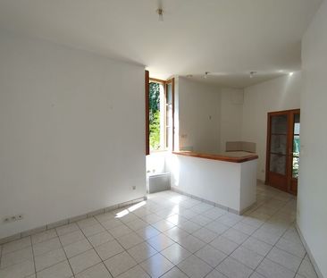 Appartement à louer 2 pièces • Largentière - Photo 1