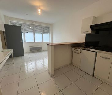 Location Appartement 1 pièce 20m² LE HAVRE 76600 - Photo 2
