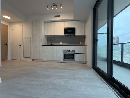 For Lease - 35 Parliament Street Unit# 1210, Toronto, Ontario - Photo 3