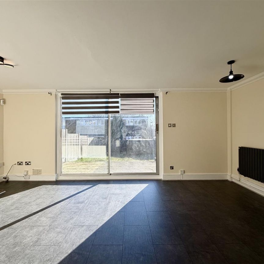 2 Bedroom House To Let - Photo 1