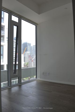 For Lease - 8 Hillsdale Avenue Unit# 1035, Toronto, Ontario - Photo 3
