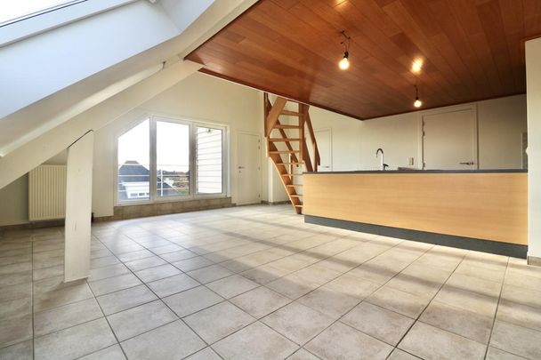 Lichtrijk, instapklaar appartement met 1 slp en autostaanplaats voor 725 EUR/mnd - Photo 1