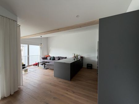 Moderne 3.5-Zimmer-Wohnung im Eigentumsstandard - Foto 2