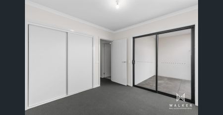 Modern Living Townhouse! - Photo 2