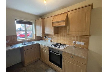 34, Dahn Drive, Ludlow - Photo 2