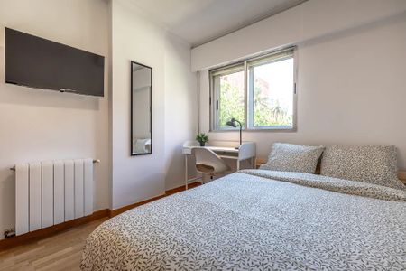 Carrer de Sant Joan de Déu, Valencia, Valencian Community 46011 - Photo 2