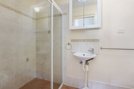 1/29 McAneny Street, Redcliffe QLD 4020 - Apartment For Rent - $540 | Domain - Photo 3