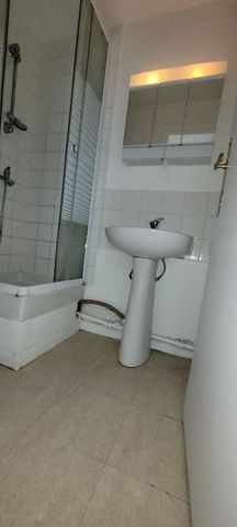 Location Appartement 1 pièce 16m² ISSY LES MOULINEAUX 92130 - Photo 4