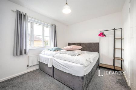 2 bedroom terraced house to rent - Photo 3