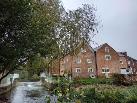 3 bedroom apartment to rent - Photo 5