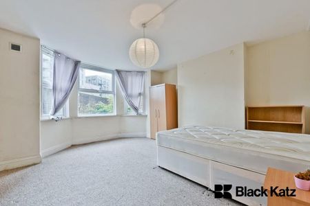 Superbly located larger than average period conversion - Photo 3