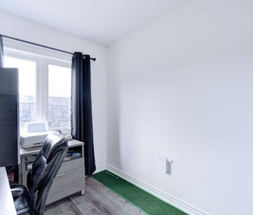 For Lease - 61 Soho Street Unit# 98, Hamilton, Ontario - Photo 6