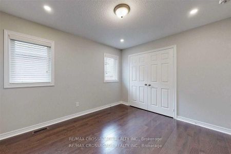 For Lease - 62 Romanelli Crescent, Bradford West Gwillimbury, Ontario - Photo 4