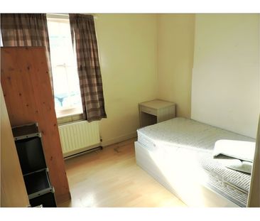 Cambridge Grove, Hove, BN3 - Photo 6