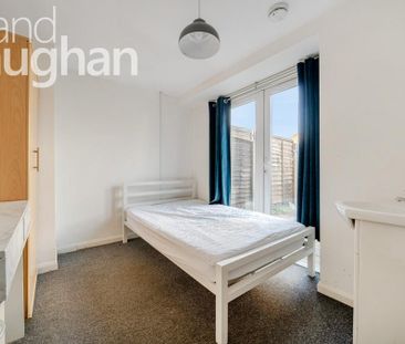 6 bedroom semi-detached house to rent - Photo 5