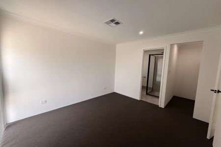 Brand New 4x2 Family Home in Sought-After Ravenswood - Photo 3