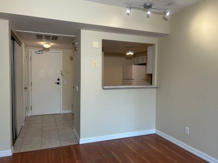 For Lease - 160 Wellington Street Unit# 310, Aurora, Ontario - Photo 2