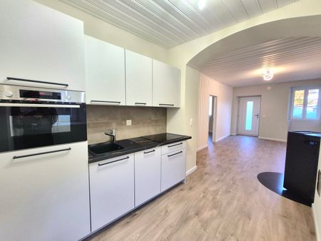 2-ROOM APARTMENT WITH NEWLY RENOVATED CACHE - Photo 5