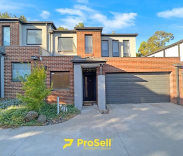 38 Innes Court, Berwick, Vic 3806 - Photo 2