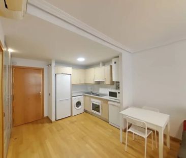 Piso de alquiler en Calle de la Divina Pastora, Tres Olivos - Valverde - Photo 3