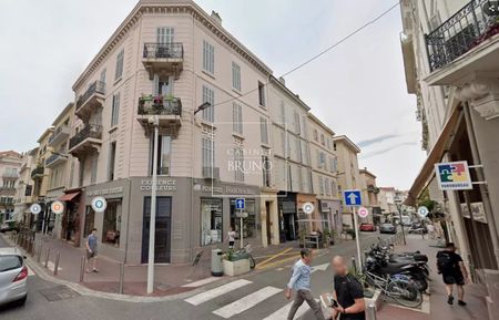 Location Appartement 1 pièce 19m² CANNES 06400 - Photo 5