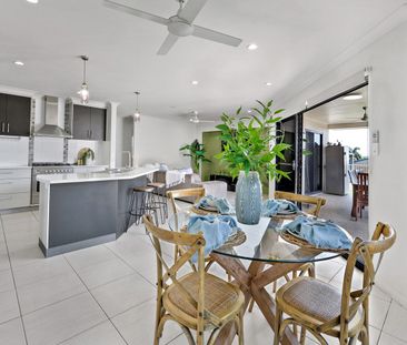 Exceptional 5-Bedroom Home Minutes from Eimeo Beach - Photo 6