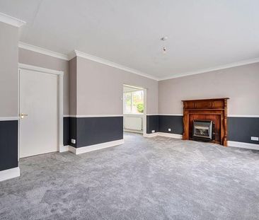 2 bedroom maisonette to rent - Photo 4