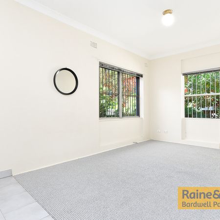 8/37 Baxter Avenue, Kogarah, NSW 2217 - Photo 3