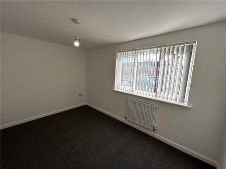 2 bedroom end of terrace house to rent - Photo 4