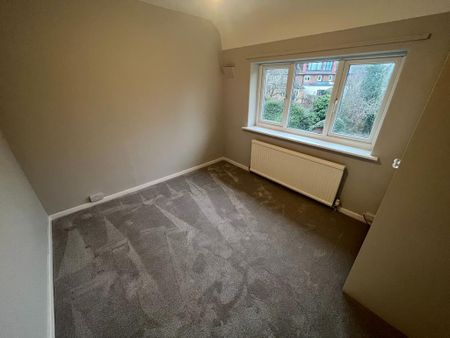 3 bedroom semi-detached house to rent - Photo 3