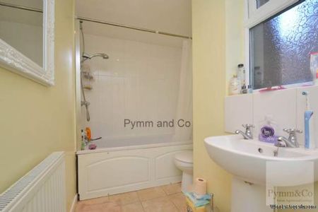 1 bedroom property to rent in Cromer - Photo 2