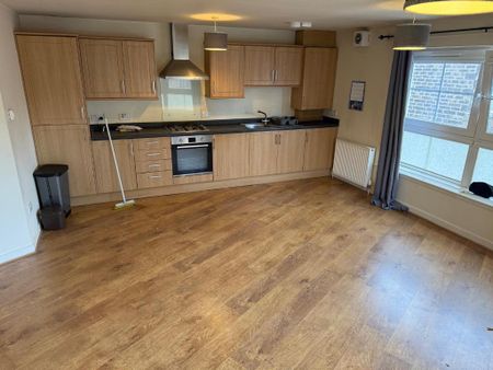 2 bedroom flat to rent - Photo 3