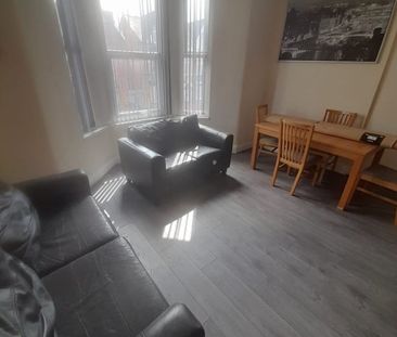 1 Bed Flat, City Road, B16 - Photo 2